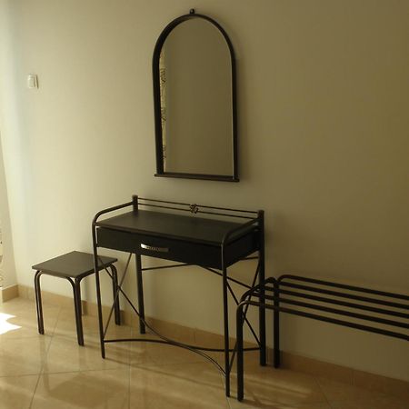 Nikolakakis Rooms Lavrio ห้อง รูปภาพ