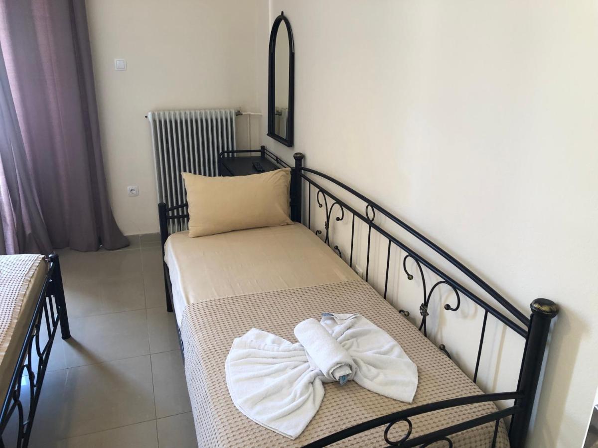 Nikolakakis Rooms Lavrio ภายนอก รูปภาพ