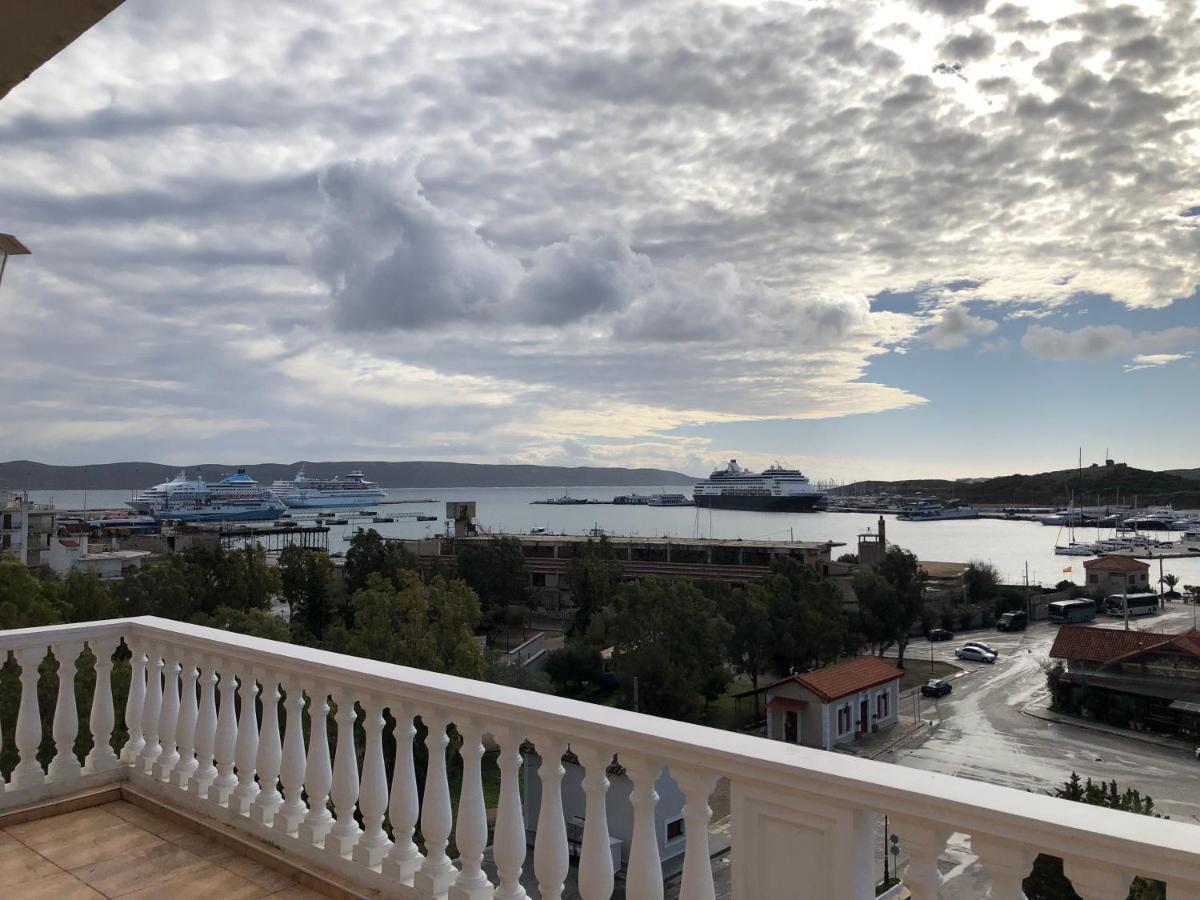 Nikolakakis Rooms Lavrio ภายนอก รูปภาพ