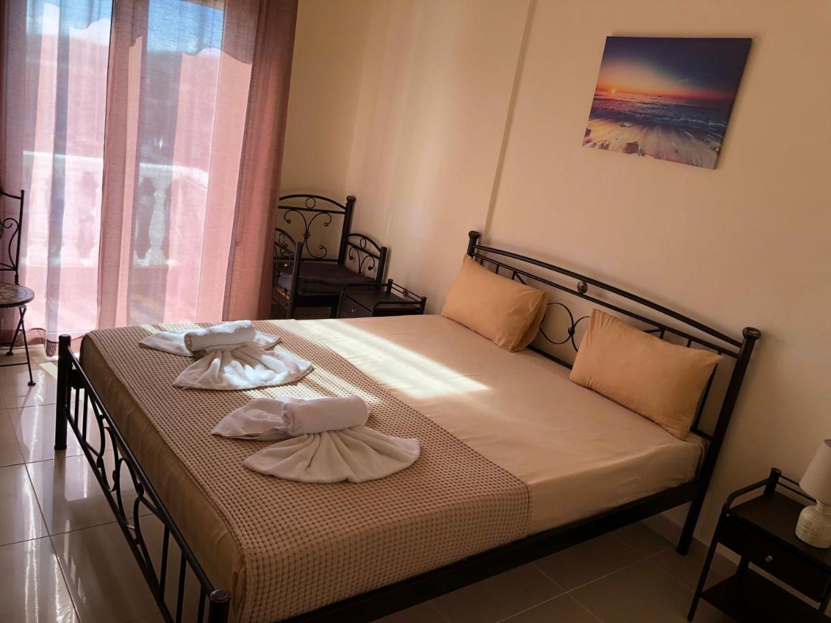 Nikolakakis Rooms Lavrio ภายนอก รูปภาพ