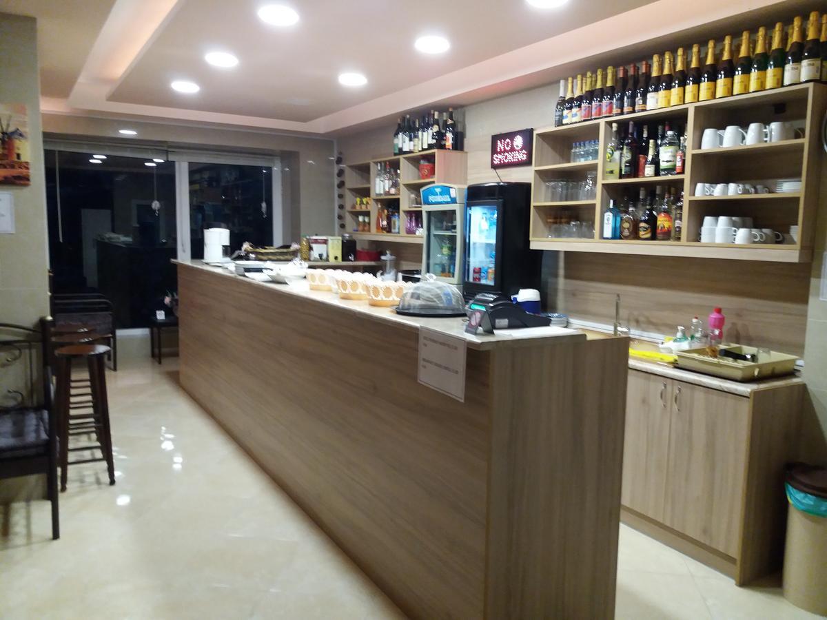 Nikolakakis Rooms Lavrio ภายนอก รูปภาพ