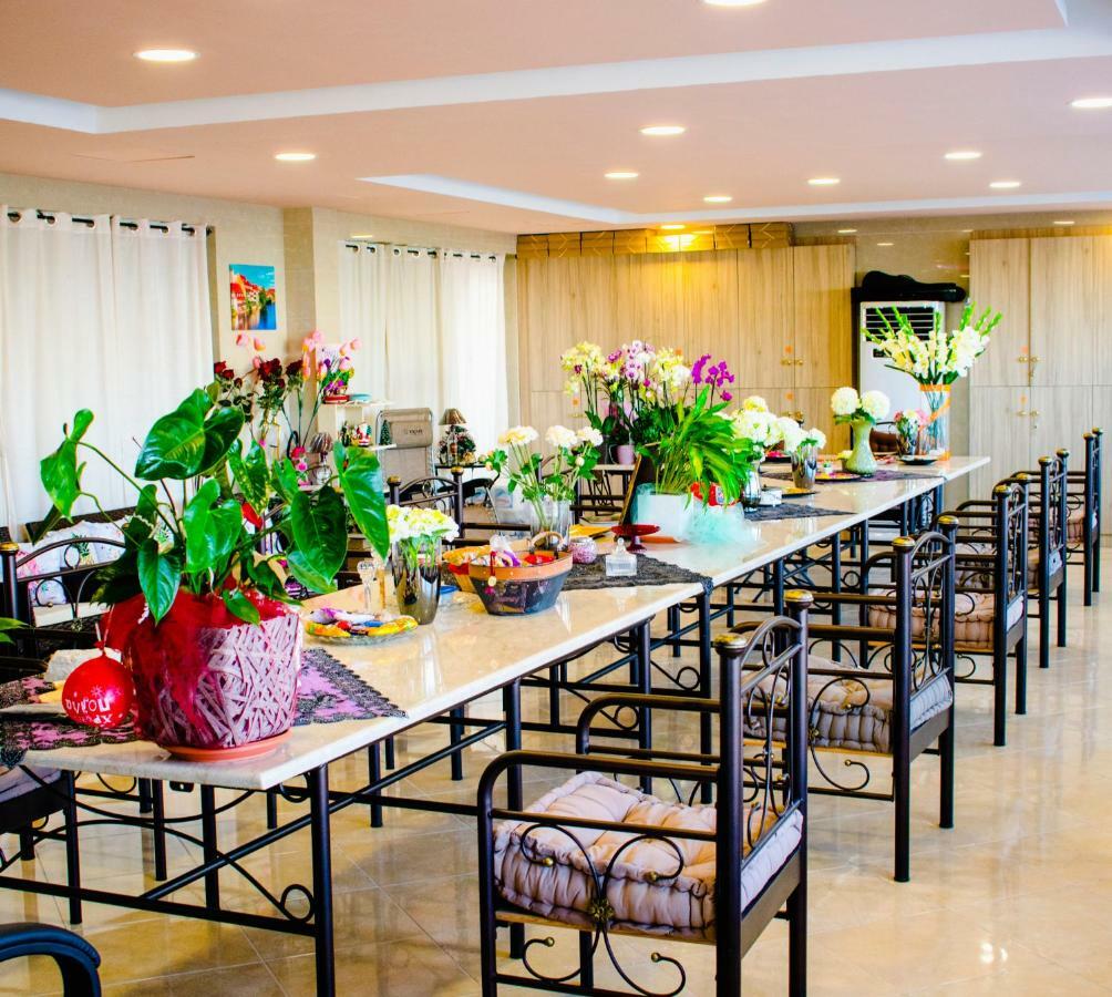 Nikolakakis Rooms Lavrio ภายนอก รูปภาพ