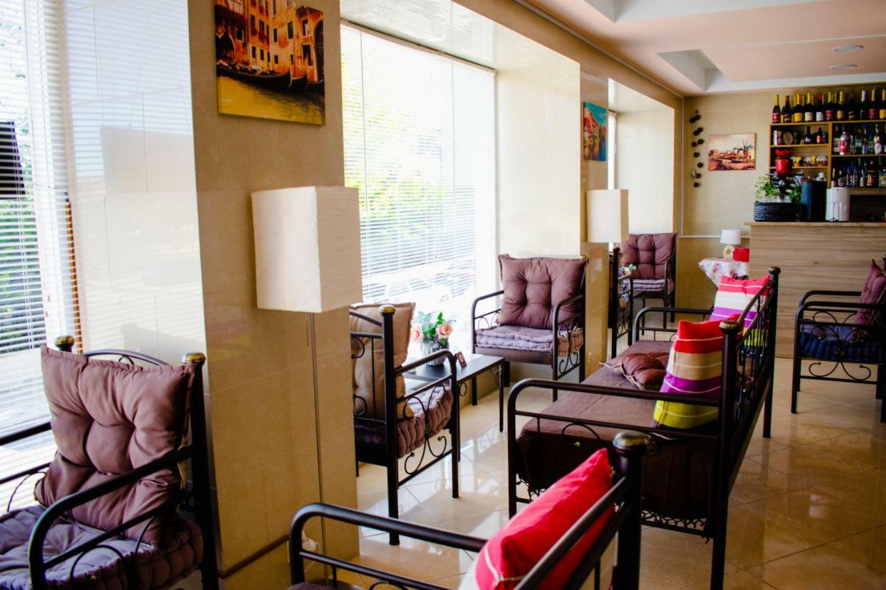 Nikolakakis Rooms Lavrio ภายนอก รูปภาพ